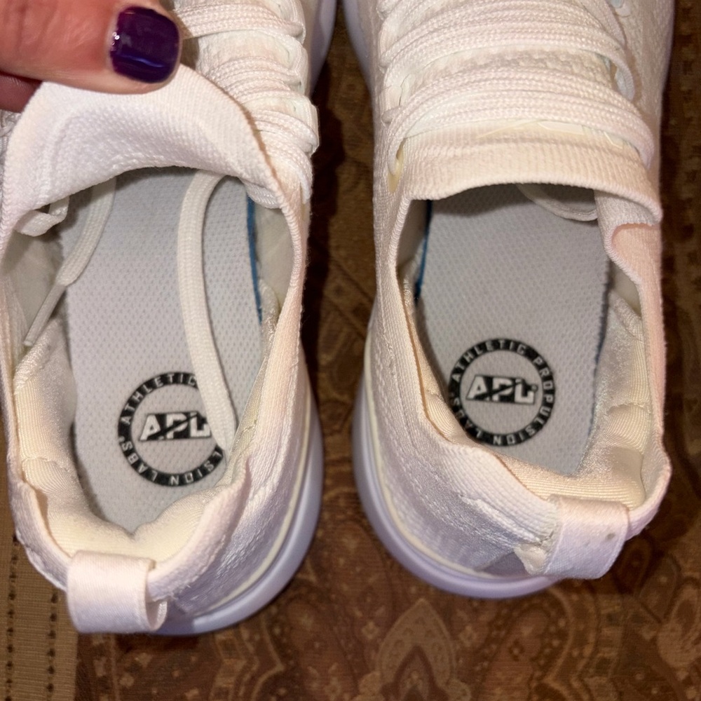 Apl Techloom Breeze White Performance Athletic Sh… - image 6